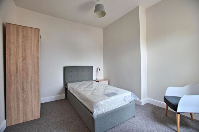 1 Bedroom End Of Terrace House To Rent In Mill Road, Cambridge, CB1