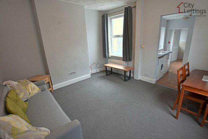 4 Bedroom End Of Terrace House To Rent In Kentwood Road, Sneinton, NG2