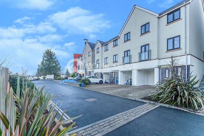 3 Bedroom Semi-Detached House To Rent In Webster Close, Newton Abbot, Devon TQ12