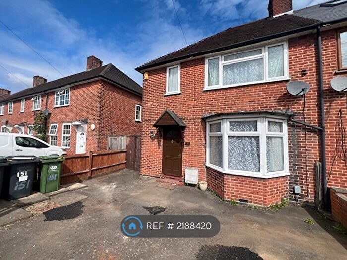 4 Bedroom Semi-Detached House To Rent In Boundfield Road, London, SE6