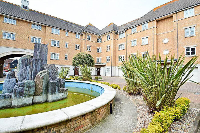 2 Bedroom Flat To Rent In Callao Quay, Eastbourne, East Sussex, BN23