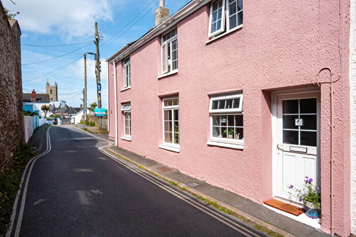 5 Bedroom Cottage For Sale In North Street, Northam, EX39