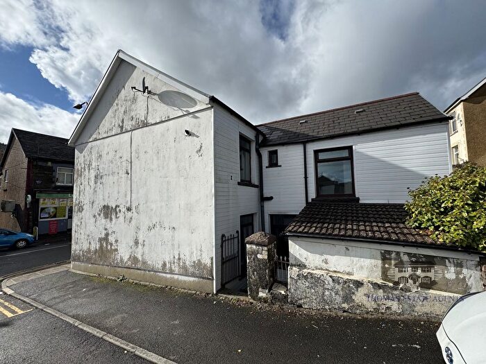 4 Bedroom End Terrace House For Sale In Clydach Road, Tonypandy, Rhondda Cynon Taff, CF40