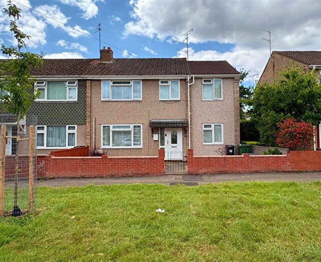 4 Bedroom End Of Terrace House For Sale In Deerswood, Kingswood, BS15