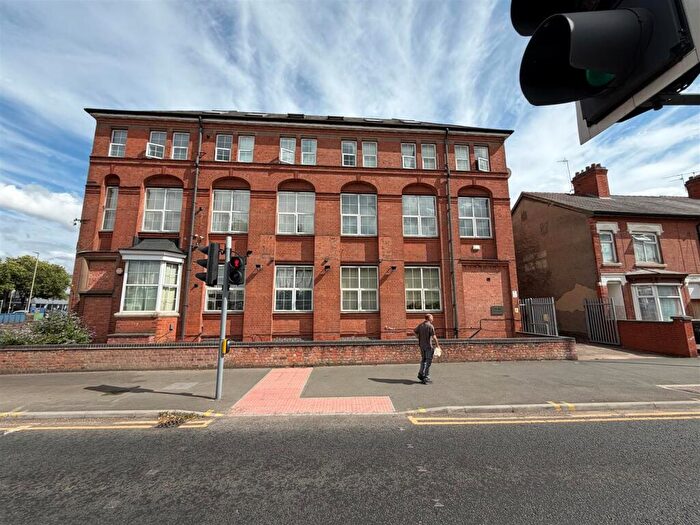2 Bedroom Apartment For Sale In Fosse Road North, Leicester, LE3