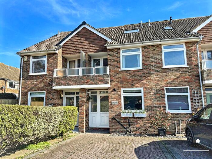 3 Bedroom House For Sale In Grassington Road, Eastbourne, BN20