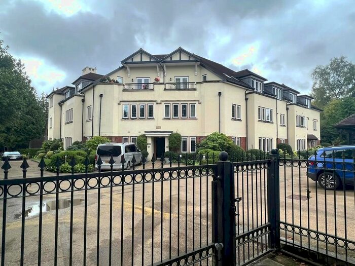 2 Bedroom Property To Rent In Roedean Road, Tunbridge Wells, TN2