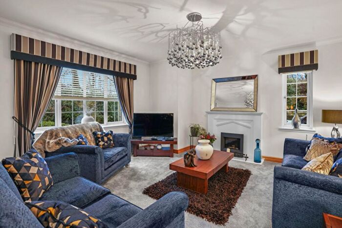 4 Bedroom Detached House For Sale In Sandilands Gardens, Bathgate, EH48