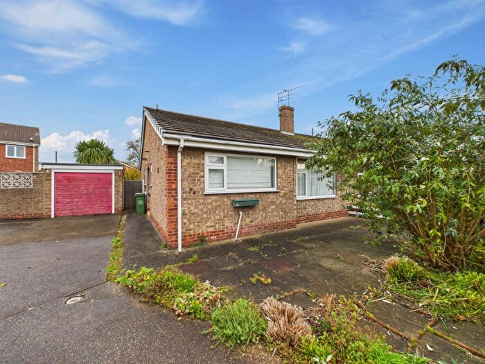 2 Bedroom Semi-Detached Bungalow For Sale In Allanson Drive, Cottingham, HU16