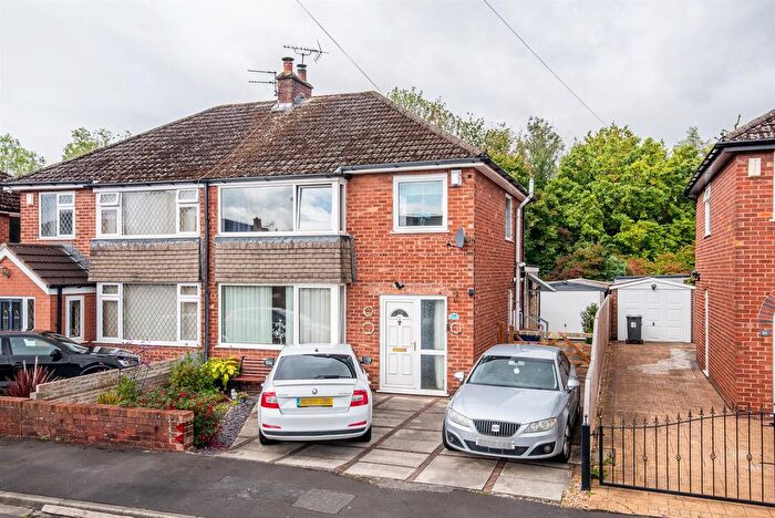 3 Bedroom Semi-Detached House For Sale In Severn Drive, Walton-Le-Dale, Preston, PR5