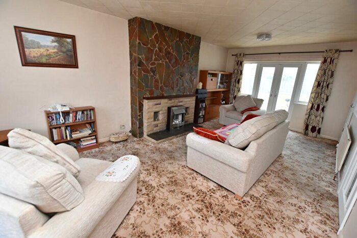 2 Bedroom Bungalow For Sale In Twentylands Drive, East Leake, LE12
