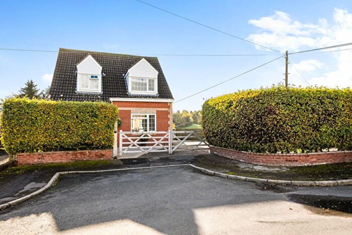 4 Bedroom Detached House For Sale In Ashley Place, Warminster, BA12