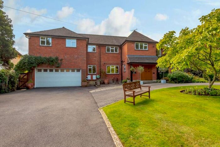 5 Bedroom Detached House To Rent In Farm Road, Northwood, HA6