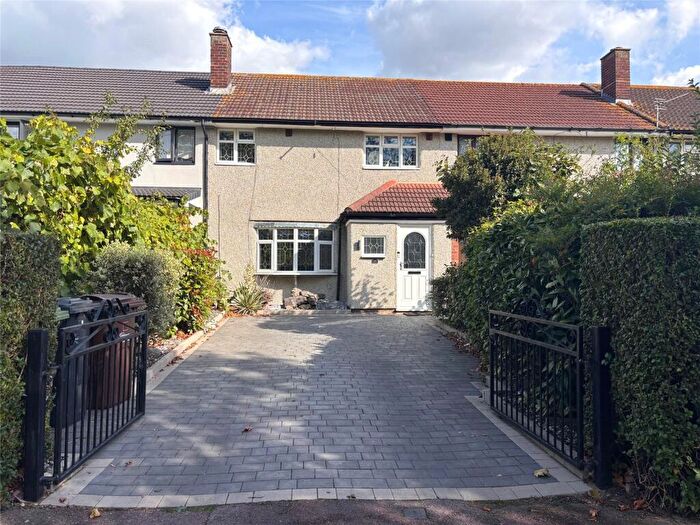 3 Bedroom Terraced House For Sale In Tantony Grove, Chadwell Heath, RM6
