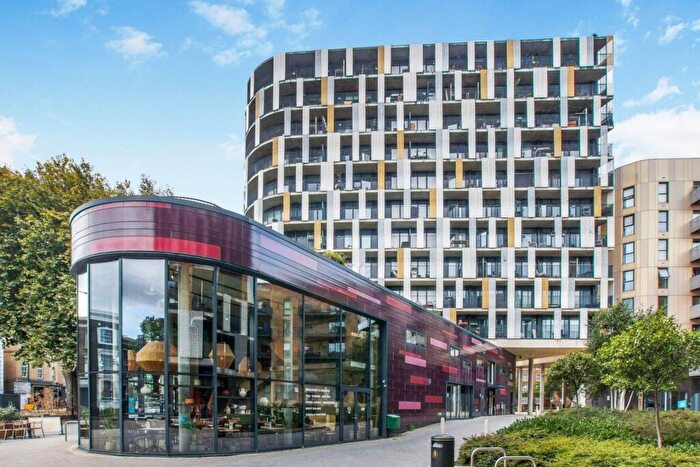 1 Bedroom Flat To Rent In Atkins Square, Hackney, E8