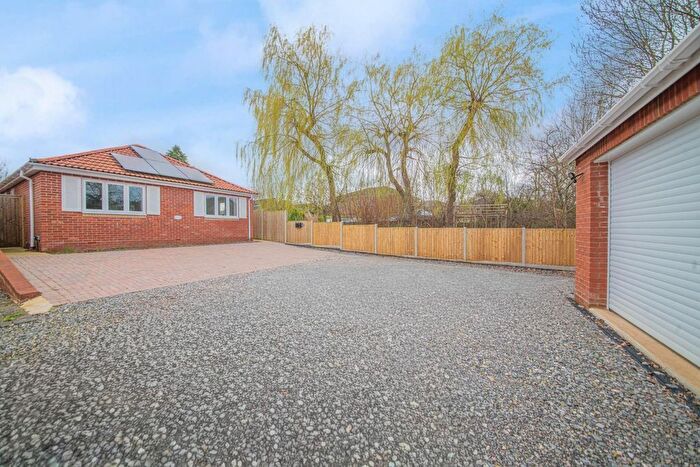 3 Bedroom Detached Bungalow For Sale In The Meadows, Centaury Gardens, Horton Heath, Eastleigh, SO50