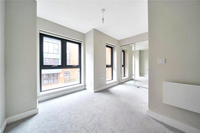 3 Bedroom Terraced House To Rent In Echo Walk, Newbury, Berkshire, RG14
