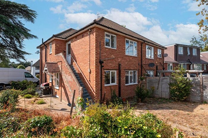 2 Bedroom Flat For Sale In Brighton Road, Sutton, SM2