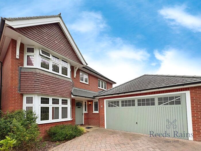 3 Bedroom Detached House To Rent In Papal Cross Close, Woolton, Liverpool, Merseyside, L25