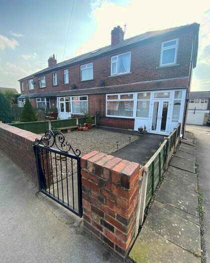 3 Bedroom End Of Terrace House To Rent In Westlee, Syke Road, Tingley, Wakefield, WF3