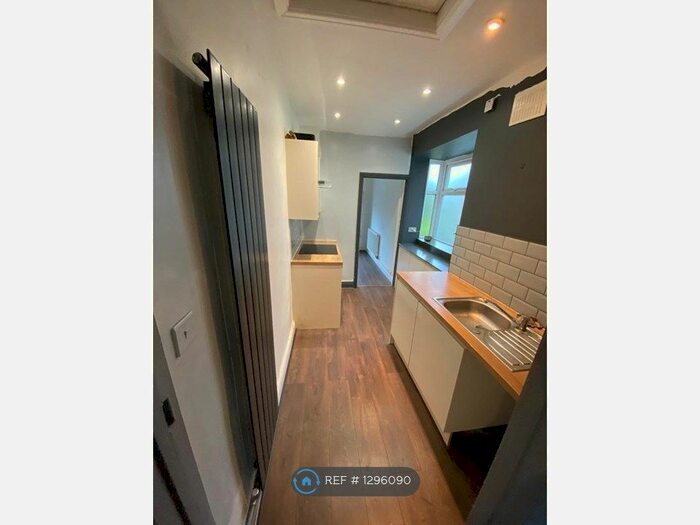 2 Bedroom Bungalow To Rent In Hawksworth Road, Accrington BB5