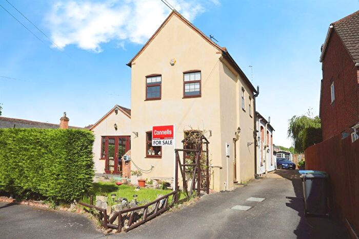 2 Bedroom Cottage For Sale In Leamington Road, Princethorpe, Rugby, CV23