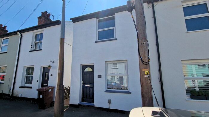 2 Bedroom Terraced House To Rent In Primrose Gardens, Bushey, WD23