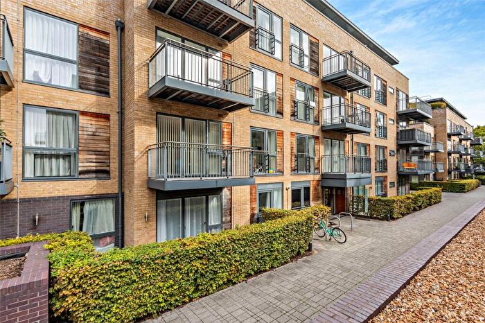 1 Bedroom Apartment To Rent In Marlowe House, Kingsley Walk, Cambridge, CB5