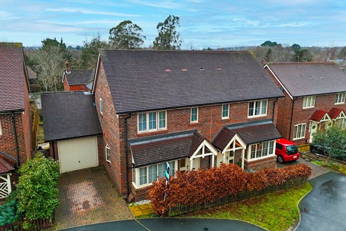 3 Bedroom Semi Detached House For Sale In Knowle Park Lane, Fair Oak, Hampshire, SO50