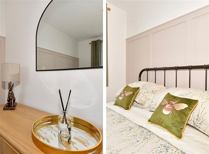 3 Bedroom Semi-Detached House For Sale In Butterfield Way, Ash, Kent, CT3