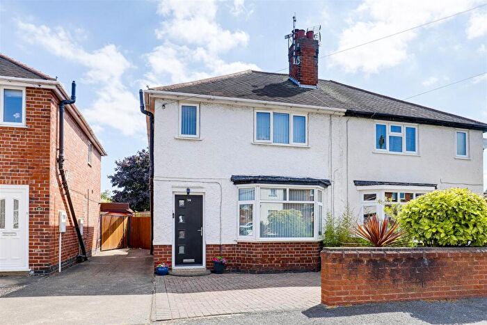 3 Bedroom Semi-Detached House For Sale In Dorothy Avenue, Sandiacre, Nottinghamshire, NG10