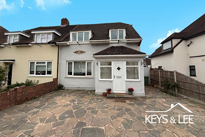 3 Bedroom Semi-Detached House To Rent In Bower Close, Romford, RM5
