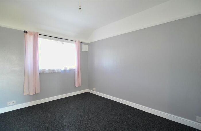 1 Bedroom Maisonette To Rent In Stafford Avenue, Farnham Royal, Slough, SL2