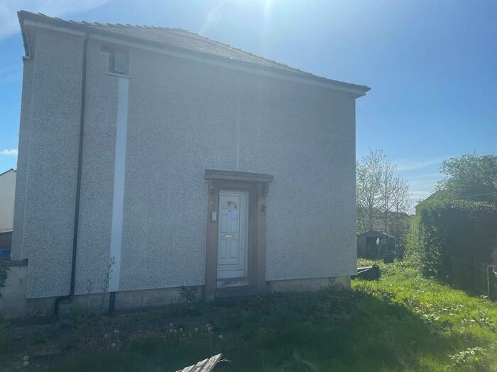 2 Bedroom Flat For Sale In Drumley Drive, Mossblown, Ayr, KA6
