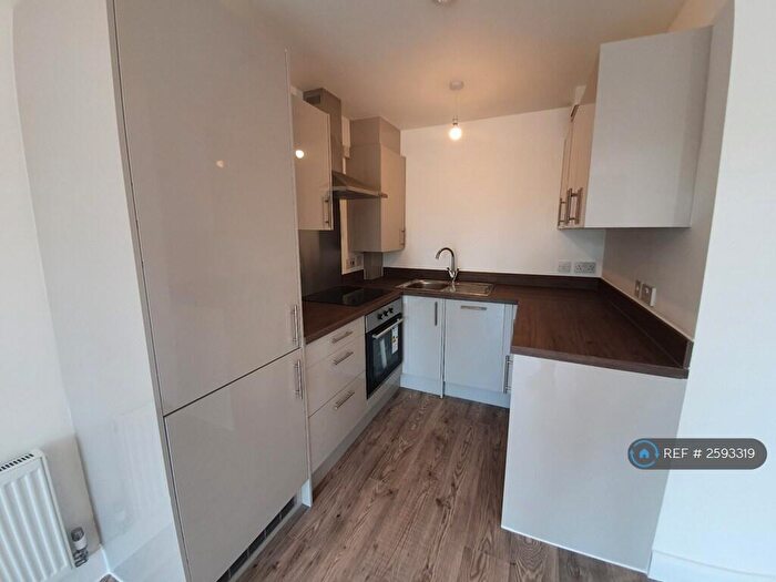 1 Bedroom Flat To Rent In St Thomas's Place, Stockport, SK1