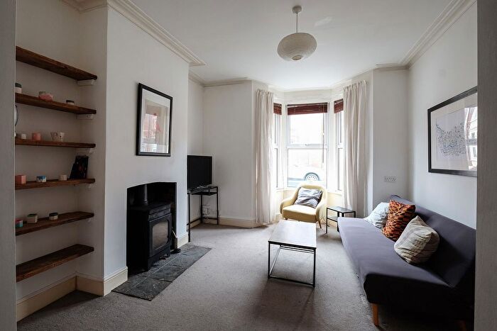 2 Bedroom Flat To Rent In Lena Street, Bristol, BS5