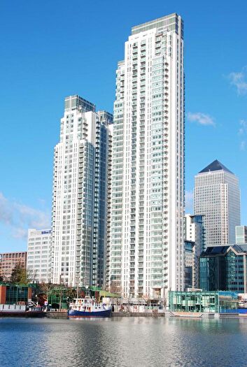 3 Bedroom Flat To Rent In Pan Peninsula, West Tower, South Quay, Canary Wharf, London, E14