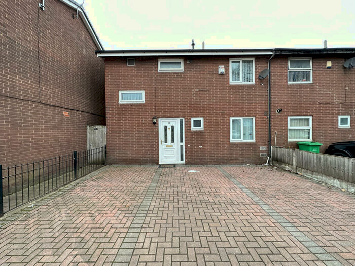 4 Bedroom Terraced House To Rent In Belle Vue Street, Manchester, M12