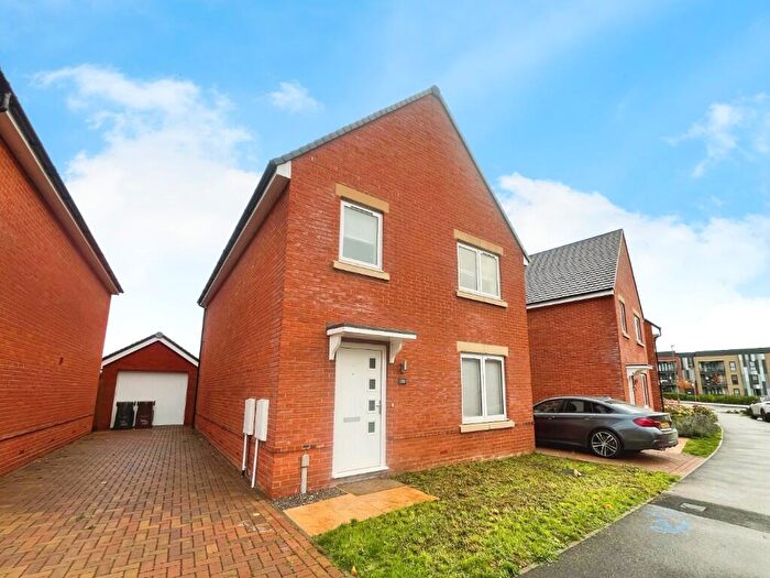 4 Bedroom Detached House To Rent In Cashmere Drive, Andover, Hampshire, SP11