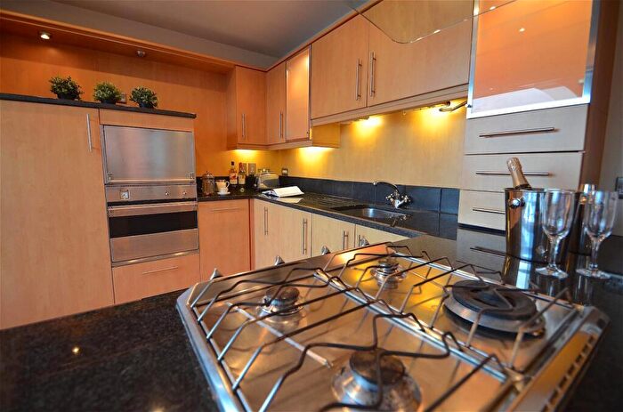 2 Bedroom Apartment To Rent In The Point, NG1
