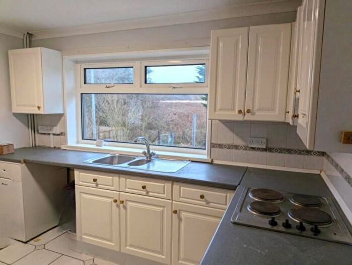 2 Bedroom Flat To Rent In Penygroes, Waterloo Road, SA14