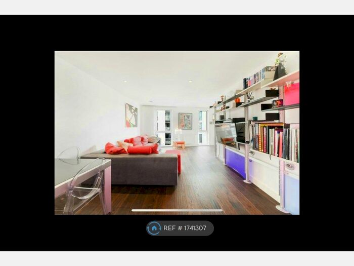 2 Bedroom Flat To Rent In Bellville House, London, SE10