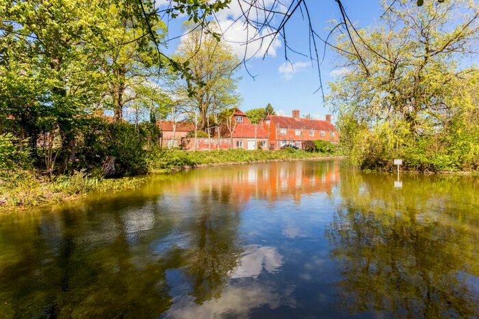 3 Bedroom Flat To Rent In The Green, Matfield, Tonbridge, TN12