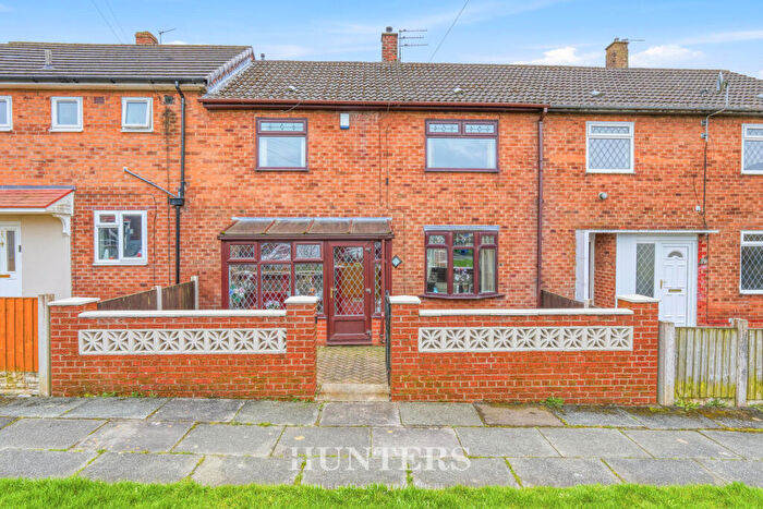 3 Bedroom Terraced House For Sale In Whinfell Drive, Middleton, Manchester, M24