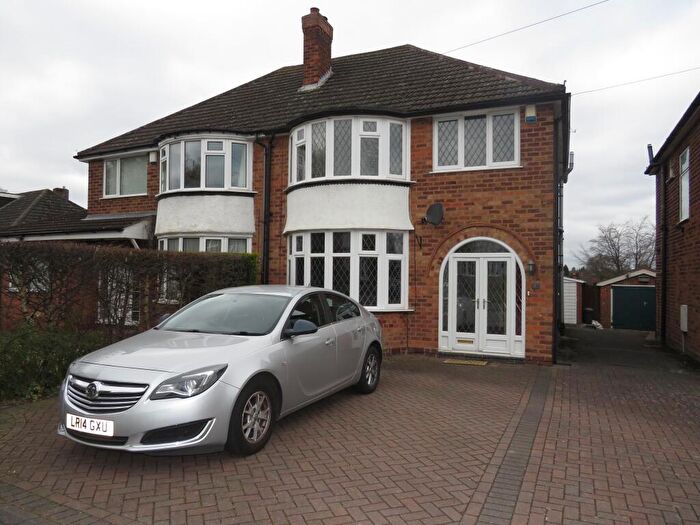 3 Bedroom House To Rent In Bedford Drive, Sutton Coldfield, B75