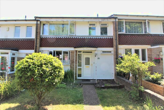 3 Bedroom Terraced House To Rent In Basildon Square, Hemel Hempstead, Hertfordshire, HP2
