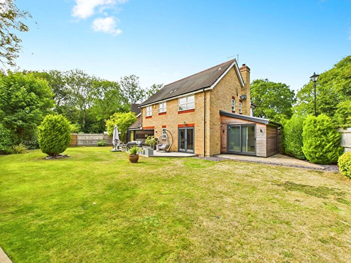 4 Bedroom Detached House For Sale In Larkspur Way, Southwater, RH13