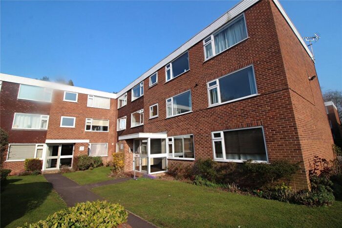 2 Bedroom Flat To Rent In Croftleigh Gardens, Kingslea Road, Solihull, West Midlands, B91