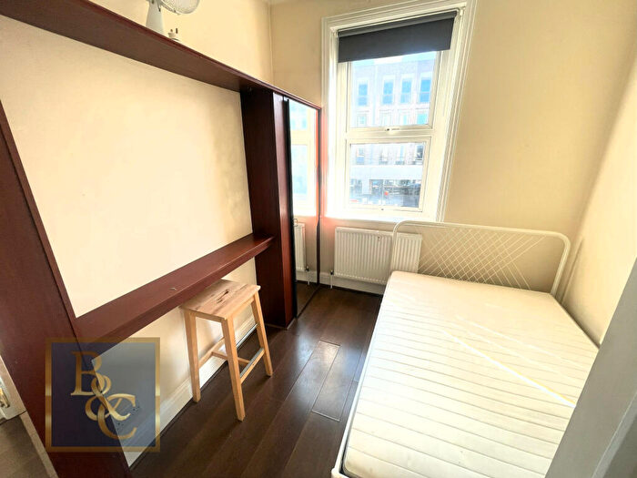2 Bedroom Apartment To Rent In Kentish Town Road, Kentish Town, NW5