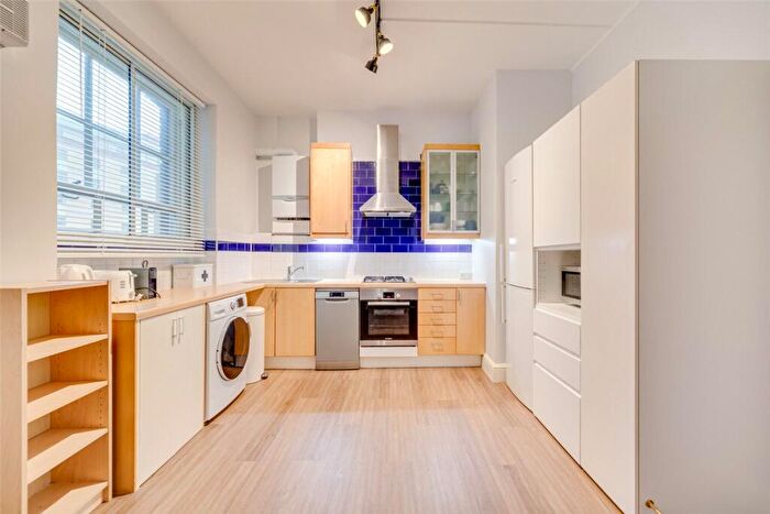 2 Bedroom Apartment To Rent In Fulham Road, London, SW10